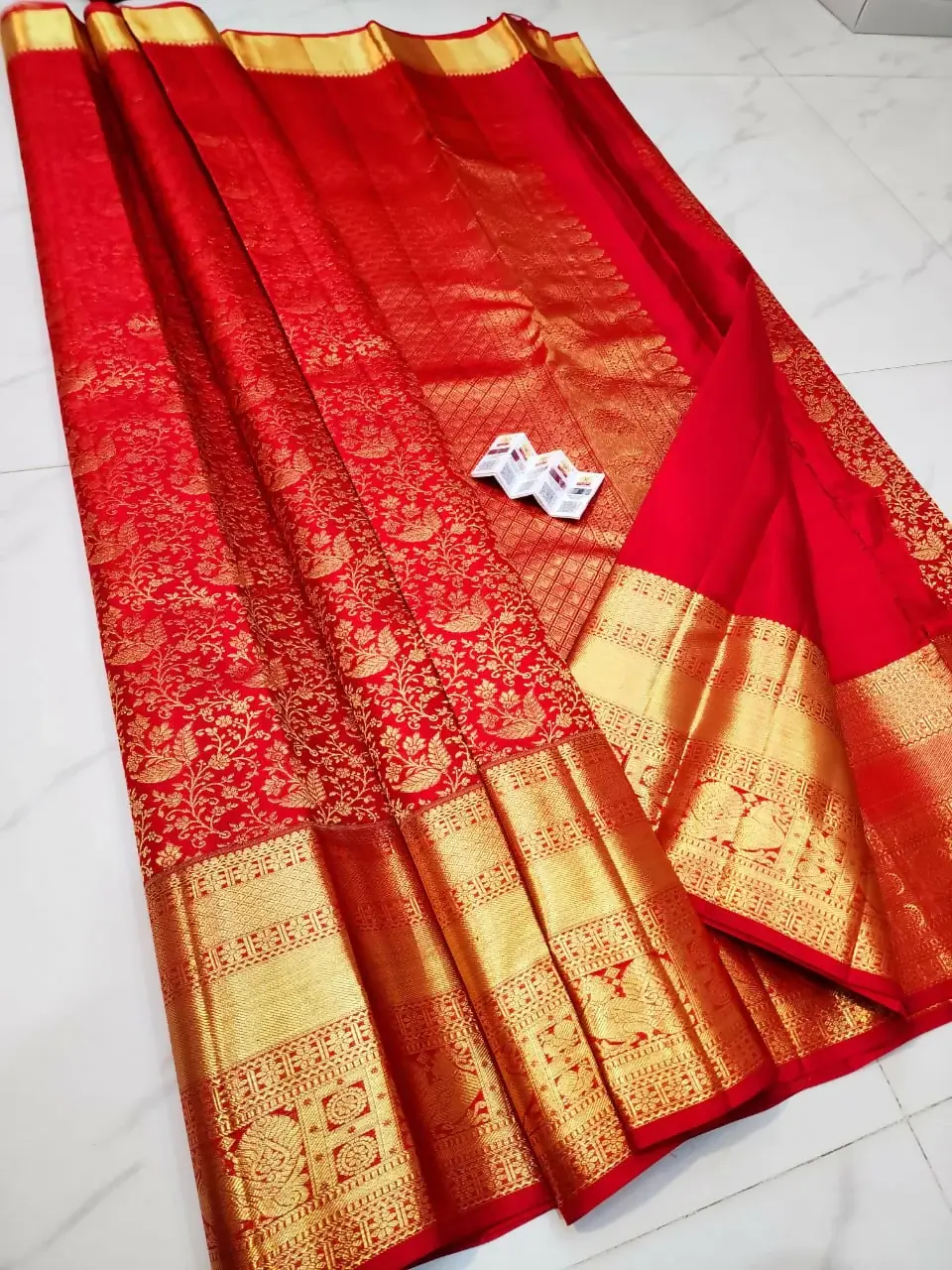 Kanchipattu Sarees